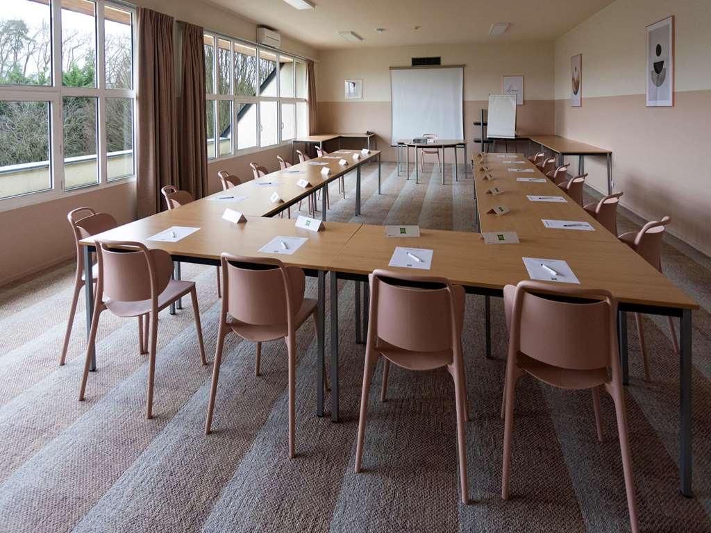 Hotel Ibis Styles Chinon Facilidades foto