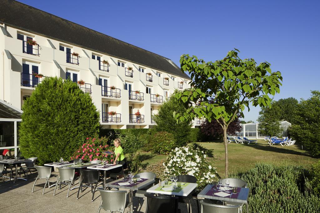 Hotel Ibis Styles Chinon Exterior foto